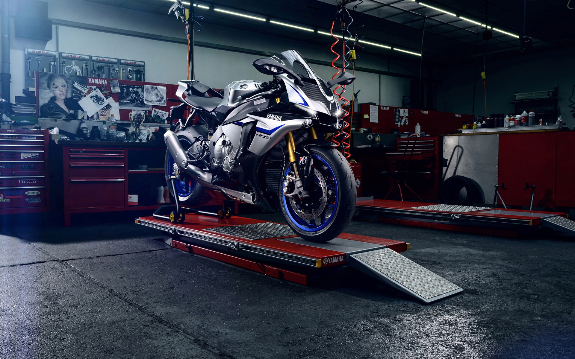 Yamaha YZF R1M 2015704006554